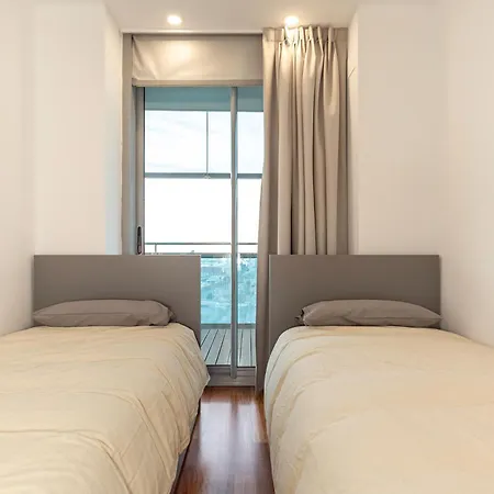 Apartment Luxury With Sea View! *
